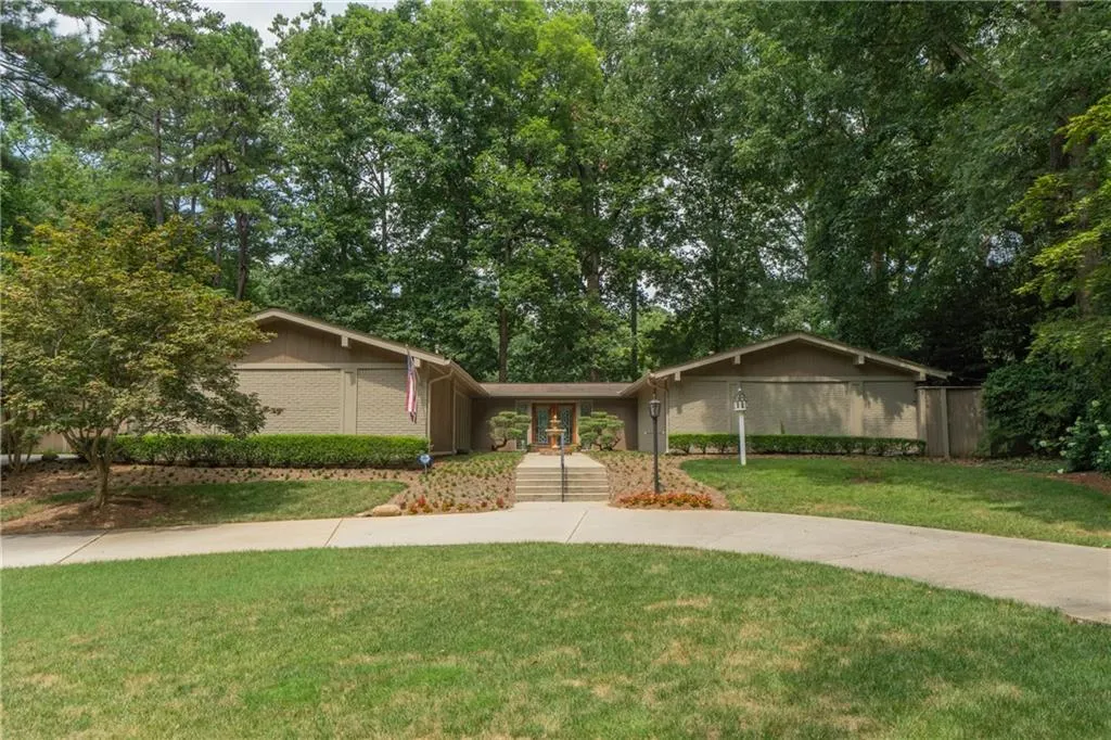 3623 Sunderland Court Ne, Brookhaven, Georgia 30319, 4 Bedrooms Bedrooms, ,2 BathroomsBathrooms,Residential,For Sale,3623 Sunderland Court Ne,7613166