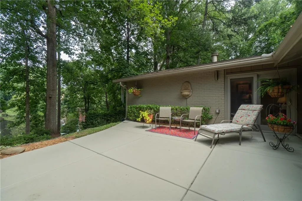 3623 Sunderland Court Ne, Brookhaven, Georgia 30319, 4 Bedrooms Bedrooms, ,2 BathroomsBathrooms,Residential,For Sale,3623 Sunderland Court Ne,7613166
