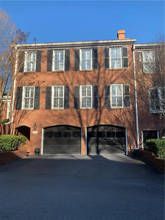 602 Dunwoody Chace, Atlanta, Georgia 30328, 3 Bedrooms Bedrooms, ,2 BathroomsBathrooms,Residential,Sold,602 Dunwoody Chace,6995116