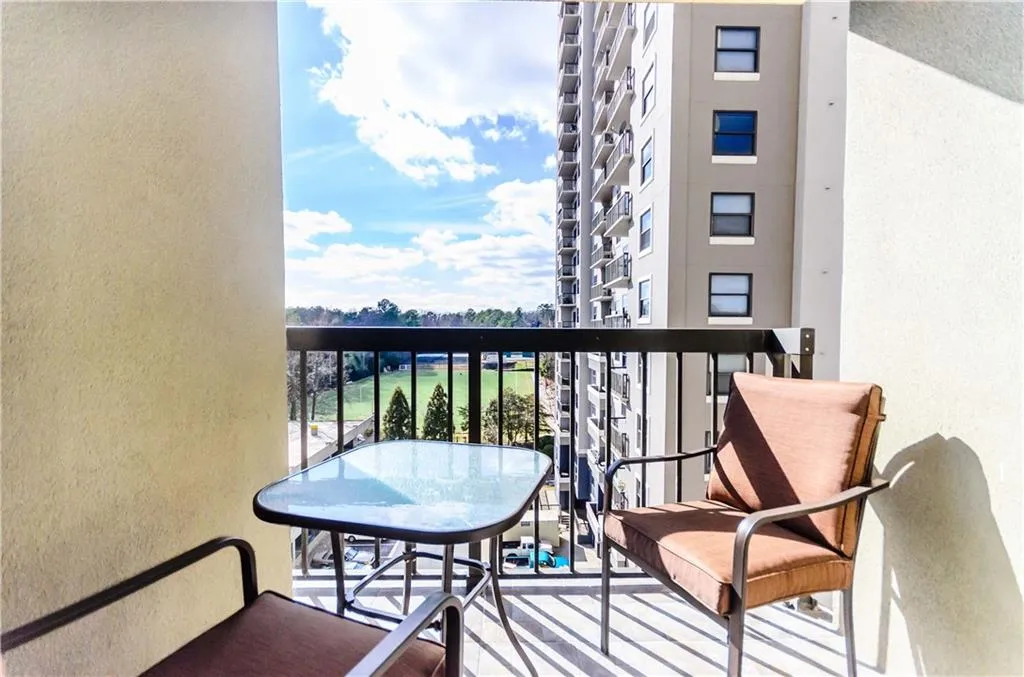 795 Hammond Drive Unit 611, Atlanta, Georgia 30328, 1 Bedroom Bedrooms, ,1 BathroomBathrooms,Residential,Sold,795 Hammond Drive Unit 611,5826555