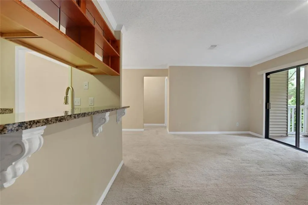 518 Barrington Hills Drive, Atlanta, Georgia 30350, 1 Bedroom Bedrooms, ,1 BathroomBathrooms,Residential,For Sale,518 Barrington Hills Drive,7626034