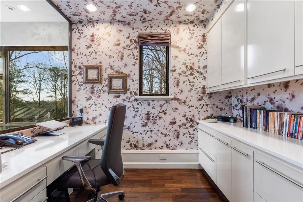 1500 West Wesley Road Nw, Atlanta, Georgia 30327, 5 Bedrooms Bedrooms, ,6 BathroomsBathrooms,Residential,For Sale,1500 West Wesley Road Nw,7639052