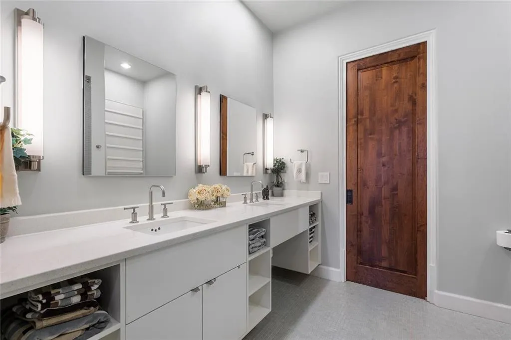 1500 West Wesley Road Nw, Atlanta, Georgia 30327, 5 Bedrooms Bedrooms, ,6 BathroomsBathrooms,Residential,For Sale,1500 West Wesley Road Nw,7639052