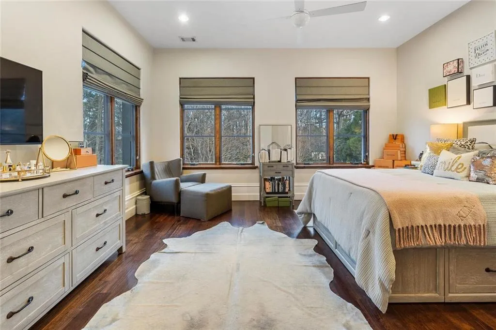 1500 West Wesley Road Nw, Atlanta, Georgia 30327, 5 Bedrooms Bedrooms, ,6 BathroomsBathrooms,Residential,For Sale,1500 West Wesley Road Nw,7639052