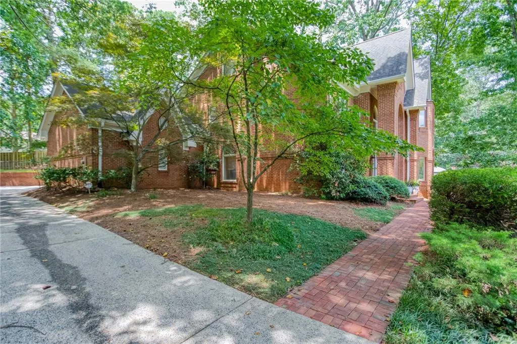 1135 Winding Creek Trail, Atlanta, Georgia 30328, 4 Bedrooms Bedrooms, ,4 BathroomsBathrooms,Residential,Sold,1135 Winding Creek Trail,7243807 1135 Winding Creek Trail, Atlanta, Georgia 30328, 4 Bedrooms Bedrooms, ,4 BathroomsBathrooms,Residential,Sold,1135 Winding Creek Trail,7243807