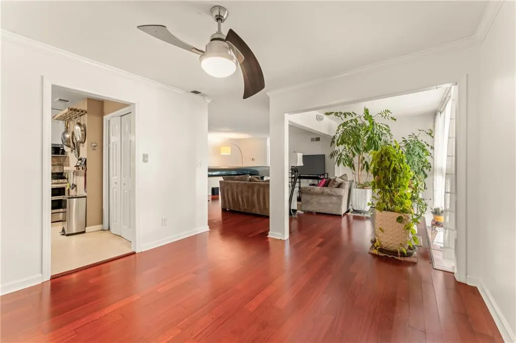 346 Carpenter Drive Unit 30, Atlanta, Georgia 30328, 2 Bedrooms Bedrooms, ,2 BathroomsBathrooms,Residential,Sold,346 Carpenter Drive Unit 30,7450637