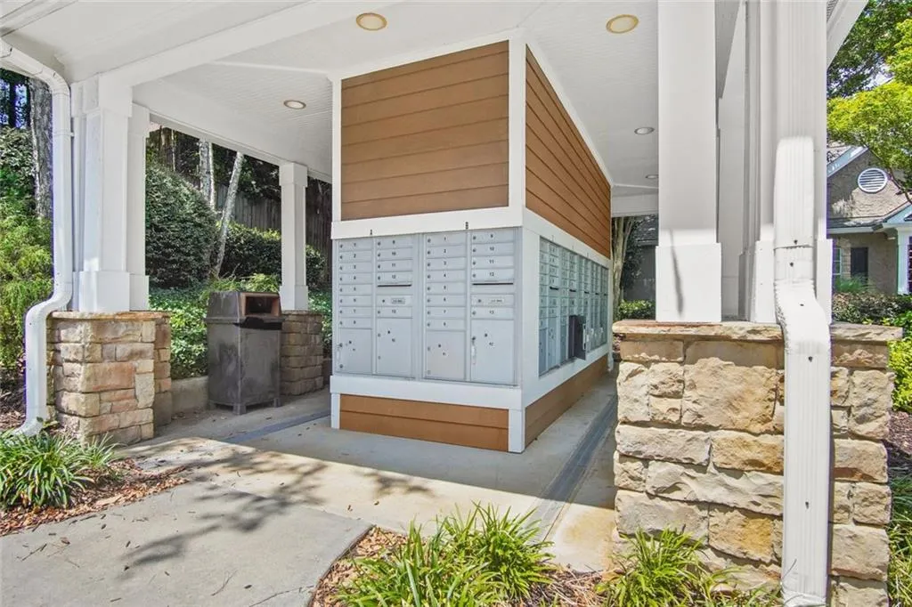 3120 Seven Pines Court Northwest Unit 203, Atlanta, Georgia 30339, 2 Bedrooms Bedrooms, ,1 BathroomBathrooms,Residential,For Sale,3120 Seven Pines Court Northwest Unit 203,7621290