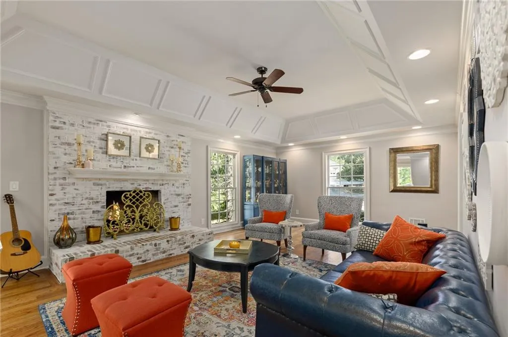 7520 Chaparral Drive, Sandy Springs, Georgia 30350, 6 Bedrooms Bedrooms, ,4 BathroomsBathrooms,Residential,Sold,7520 Chaparral Drive,6710185