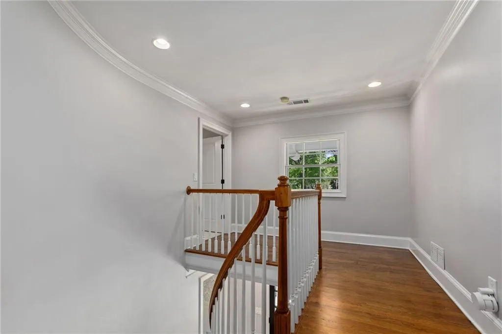 7520 Chaparral Drive, Sandy Springs, Georgia 30350, 6 Bedrooms Bedrooms, ,4 BathroomsBathrooms,Residential,Sold,7520 Chaparral Drive,6710185