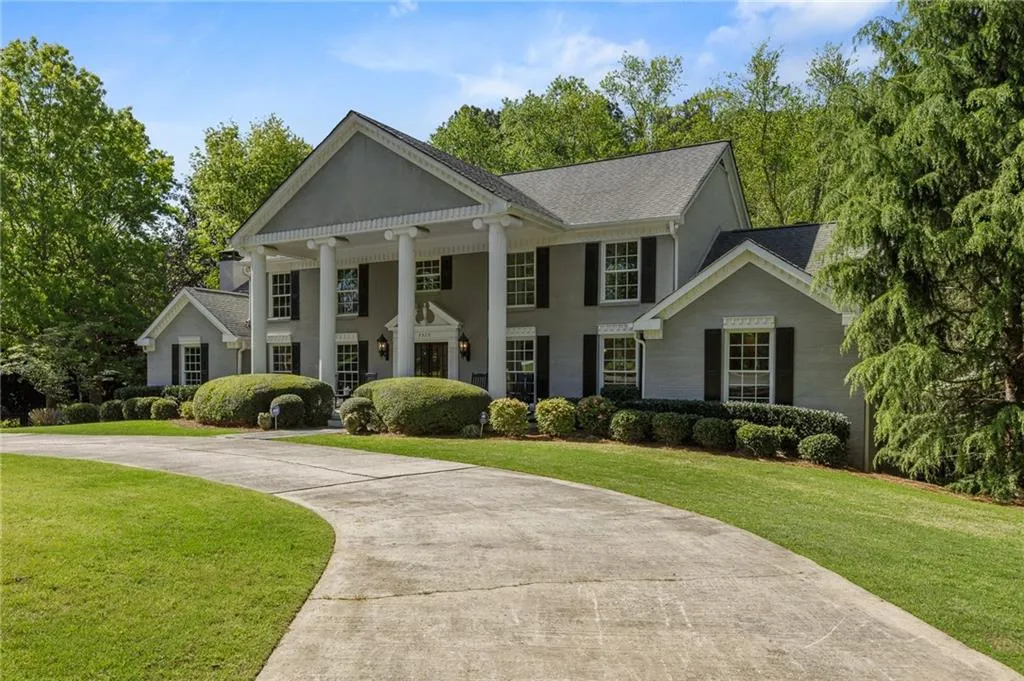 7520 Chaparral Drive, Sandy Springs, Georgia 30350, 6 Bedrooms Bedrooms, ,4 BathroomsBathrooms,Residential,Sold,7520 Chaparral Drive,6710185