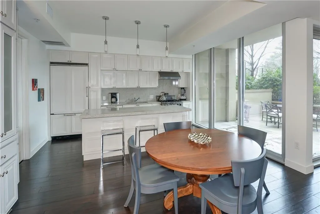 1820 Peachtree Street Nw Unit 309, Atlanta, Georgia 30309, 2 Bedrooms Bedrooms, ,2 BathroomsBathrooms,Residential,Sold,1820 Peachtree Street Nw Unit 309,5643711