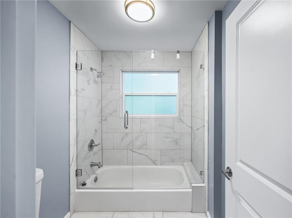 37 Dunwoody Springs Drive, Atlanta, Georgia 30328, 2 Bedrooms Bedrooms, ,2 BathroomsBathrooms,Residential,Sold,37 Dunwoody Springs Drive,7275025