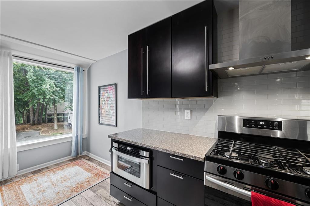 37 Dunwoody Springs Drive, Atlanta, Georgia 30328, 2 Bedrooms Bedrooms, ,2 BathroomsBathrooms,Residential,Sold,37 Dunwoody Springs Drive,7275025