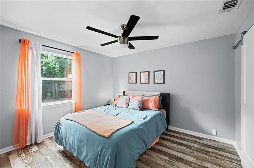 37 Dunwoody Springs Drive, Atlanta, Georgia 30328, 2 Bedrooms Bedrooms, ,2 BathroomsBathrooms,Residential,Sold,37 Dunwoody Springs Drive,7275025