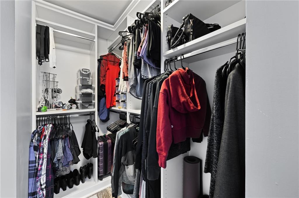 37 Dunwoody Springs Drive, Atlanta, Georgia 30328, 2 Bedrooms Bedrooms, ,2 BathroomsBathrooms,Residential,Sold,37 Dunwoody Springs Drive,7275025