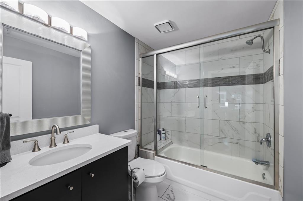 37 Dunwoody Springs Drive, Atlanta, Georgia 30328, 2 Bedrooms Bedrooms, ,2 BathroomsBathrooms,Residential,Sold,37 Dunwoody Springs Drive,7275025