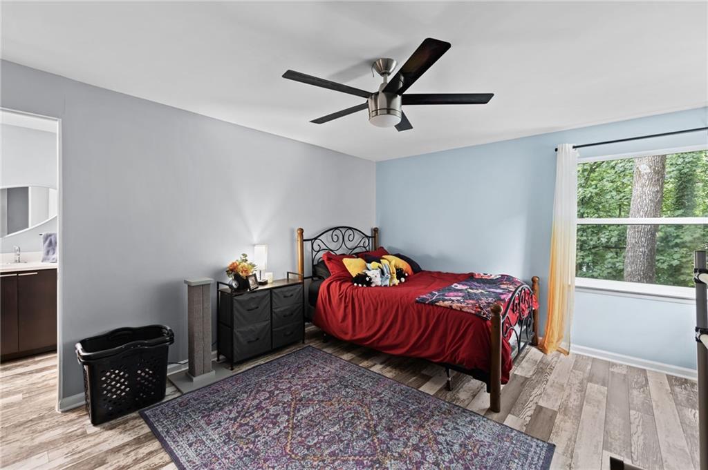 37 Dunwoody Springs Drive, Atlanta, Georgia 30328, 2 Bedrooms Bedrooms, ,2 BathroomsBathrooms,Residential,Sold,37 Dunwoody Springs Drive,7275025