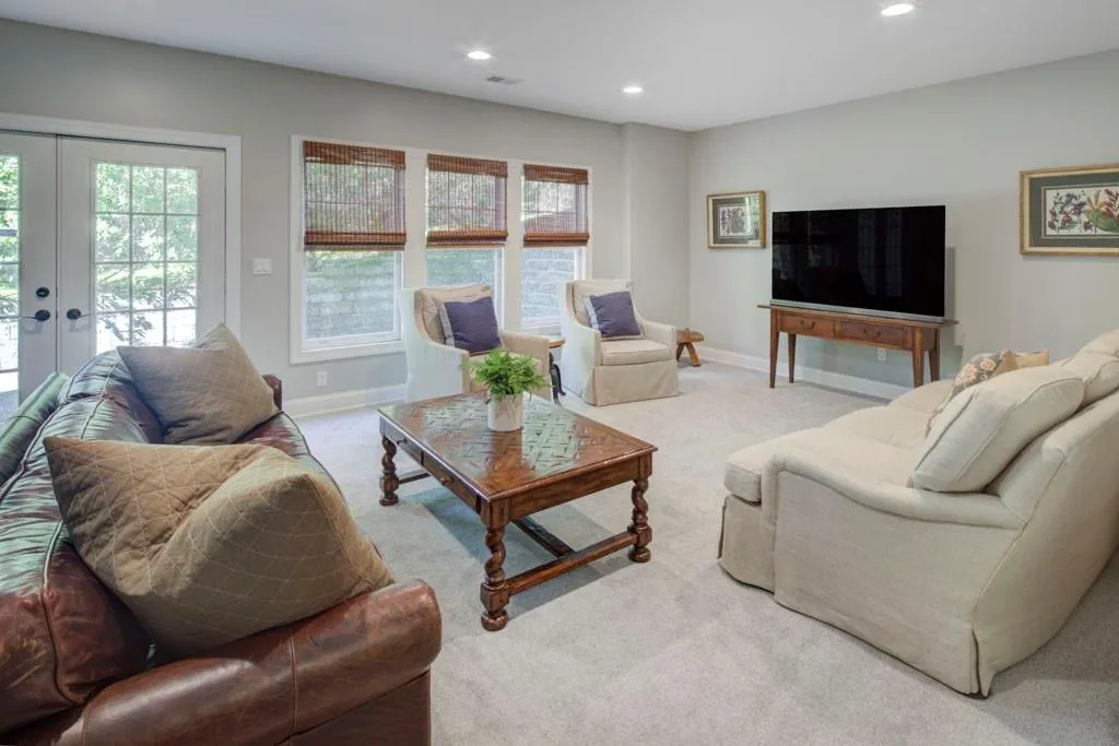 340 Pine Forest Road, Atlanta, Georgia 30342, 5 Bedrooms Bedrooms, ,5 BathroomsBathrooms,Residential,Sold,340 Pine Forest Road,7546294