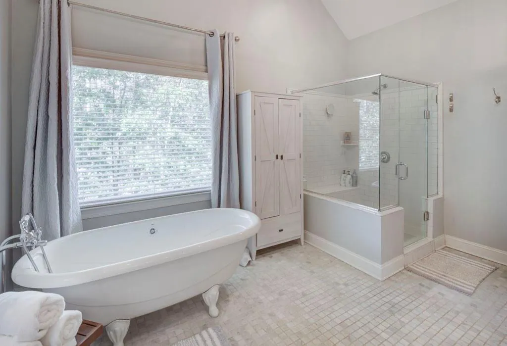 340 Pine Forest Road, Atlanta, Georgia 30342, 5 Bedrooms Bedrooms, ,5 BathroomsBathrooms,Residential,Sold,340 Pine Forest Road,7546294