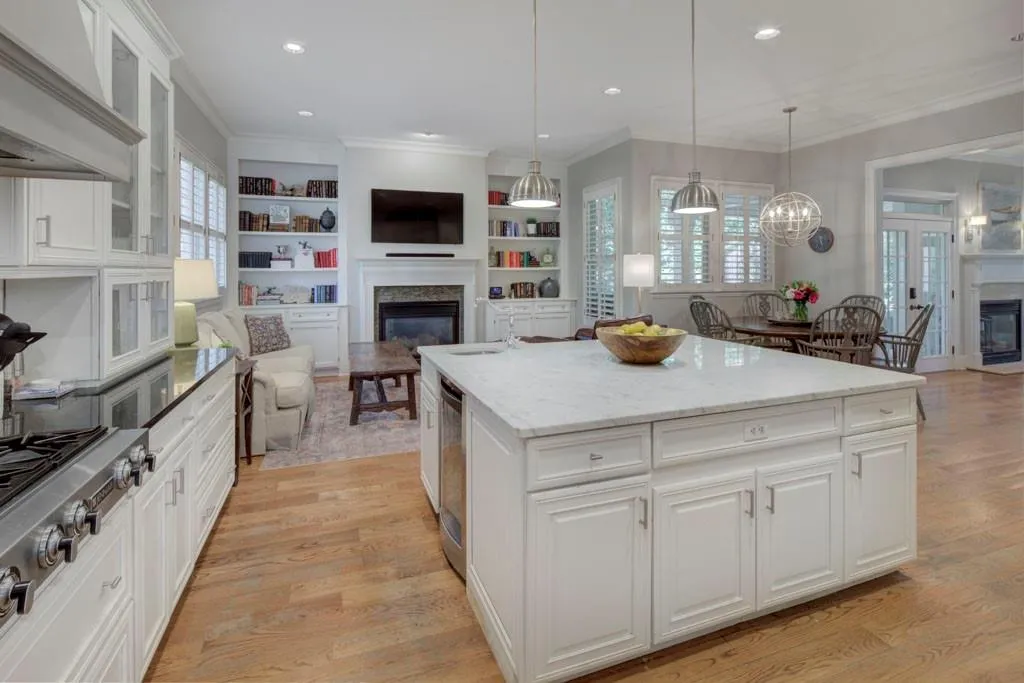 340 Pine Forest Road, Atlanta, Georgia 30342, 5 Bedrooms Bedrooms, ,5 BathroomsBathrooms,Residential,Sold,340 Pine Forest Road,7546294