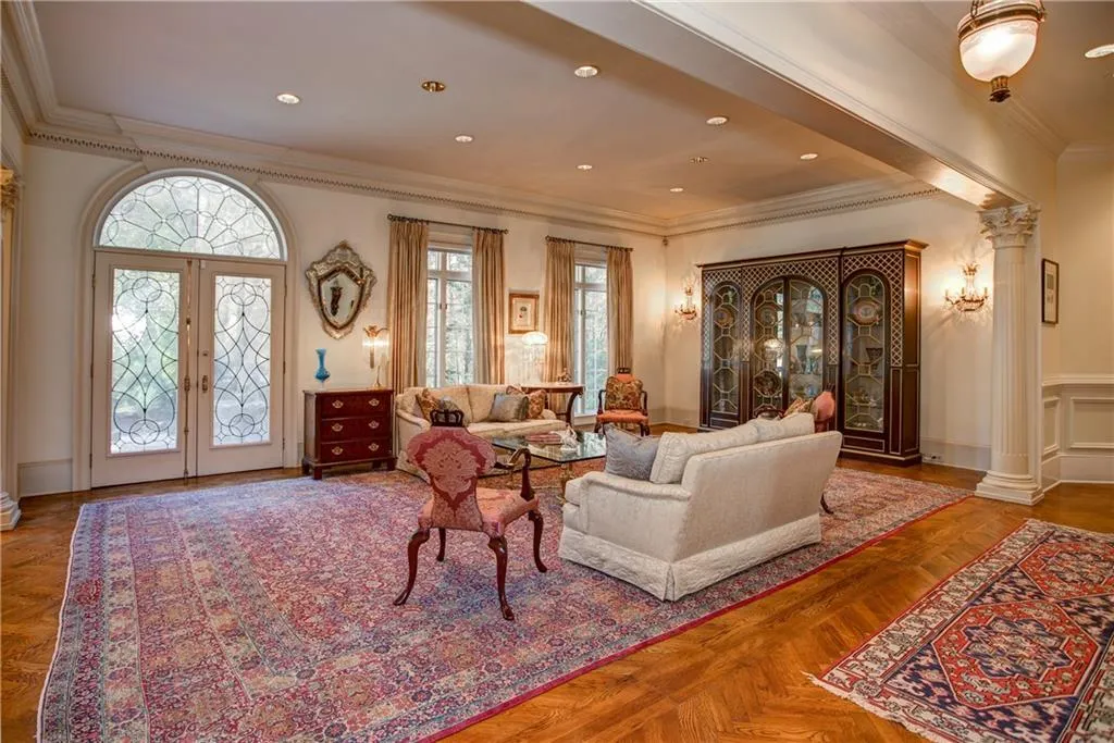 3201 Andrews Court, Atlanta, Georgia 30305, 5 Bedrooms Bedrooms, ,5 BathroomsBathrooms,Residential,Sold,3201 Andrews Court,5662185