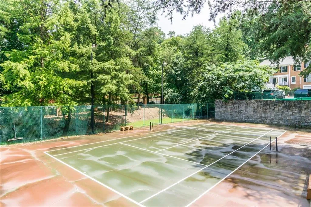 7500 Roswell Road Unit 69, Sandy Springs, Georgia 30350, 2 Bedrooms Bedrooms, ,2 BathroomsBathrooms,Residential,Sold,7500 Roswell Road Unit 69,6760215