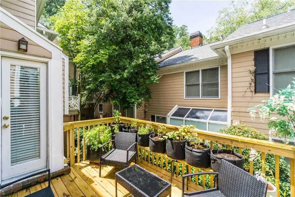 7500 Roswell Road Unit 69, Sandy Springs, Georgia 30350, 2 Bedrooms Bedrooms, ,2 BathroomsBathrooms,Residential,Sold,7500 Roswell Road Unit 69,6760215