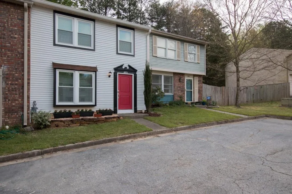 8853 Applegate Lane, Sandy Springs, Georgia 30350, 3 Bedrooms Bedrooms, ,2 BathroomsBathrooms,Residential,Sold,8853 Applegate Lane,5676488