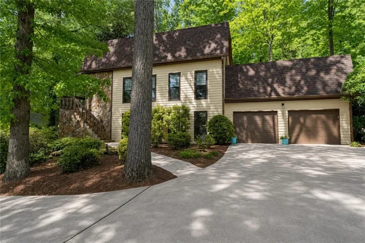 395 Nottingham Drive, Marietta, Georgia 30066