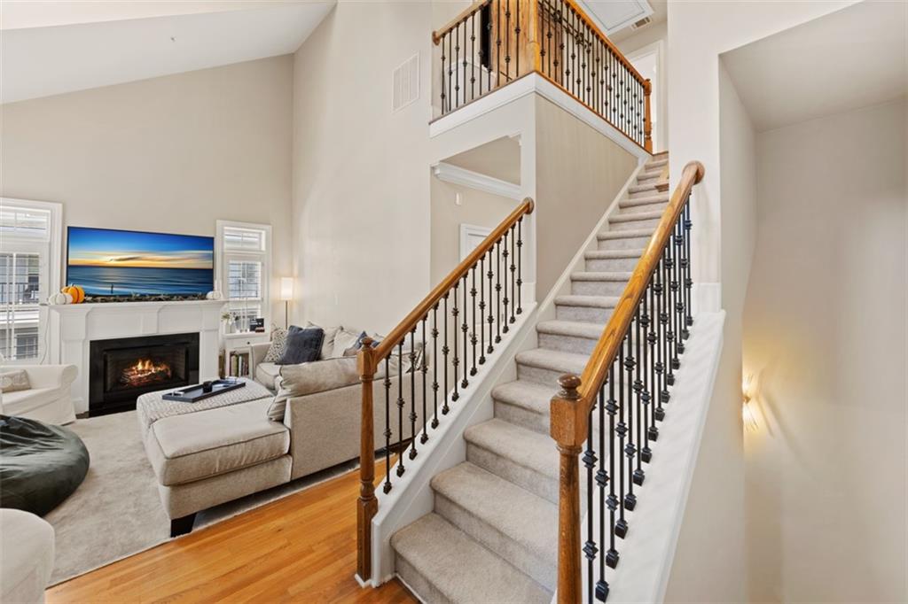 285 Le Gran Bend, Sandy Springs, Georgia 30328, 2 Bedrooms Bedrooms, ,2 BathroomsBathrooms,Residential,Sold,285 Le Gran Bend,7280889