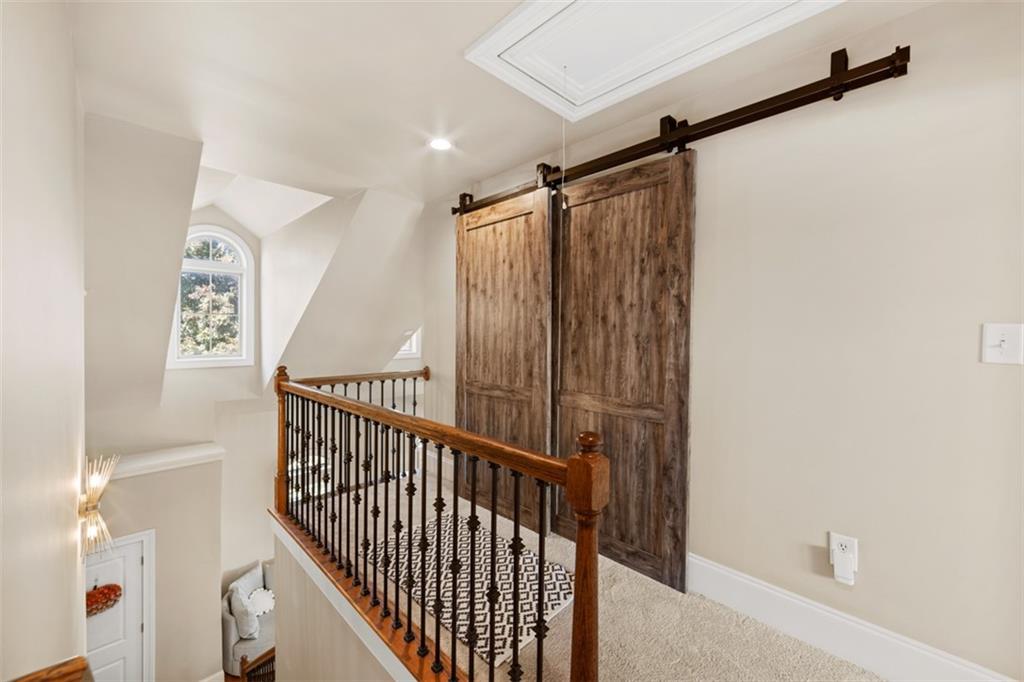 285 Le Gran Bend, Sandy Springs, Georgia 30328, 2 Bedrooms Bedrooms, ,2 BathroomsBathrooms,Residential,Sold,285 Le Gran Bend,7280889