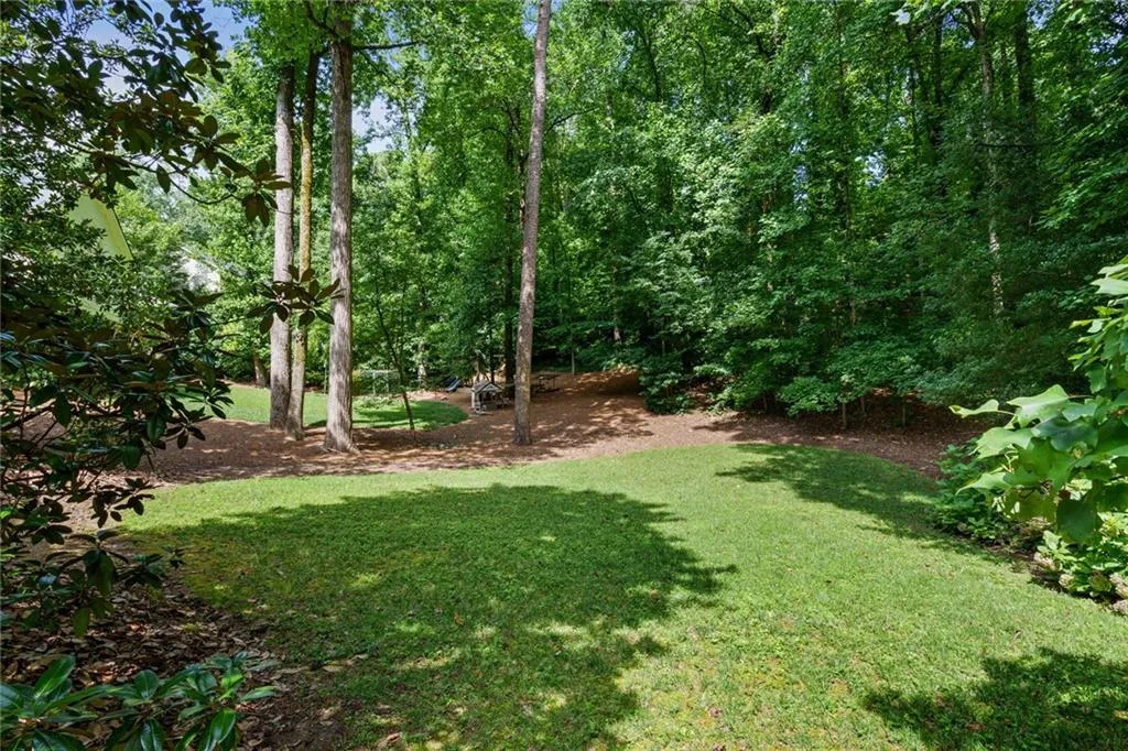 6040 Blackwater Trail, Atlanta, Georgia 30328, 5 Bedrooms Bedrooms, ,3 BathroomsBathrooms,Residential,Sold,6040 Blackwater Trail,7433496