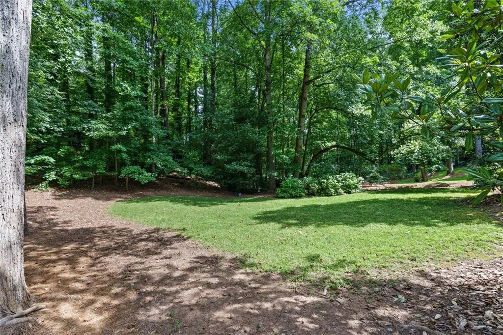 6040 Blackwater Trail, Atlanta, Georgia 30328, 5 Bedrooms Bedrooms, ,3 BathroomsBathrooms,Residential,Sold,6040 Blackwater Trail,7433496