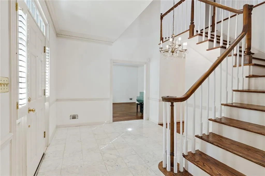 6040 Blackwater Trail, Atlanta, Georgia 30328, 5 Bedrooms Bedrooms, ,3 BathroomsBathrooms,Residential,Sold,6040 Blackwater Trail,7433496