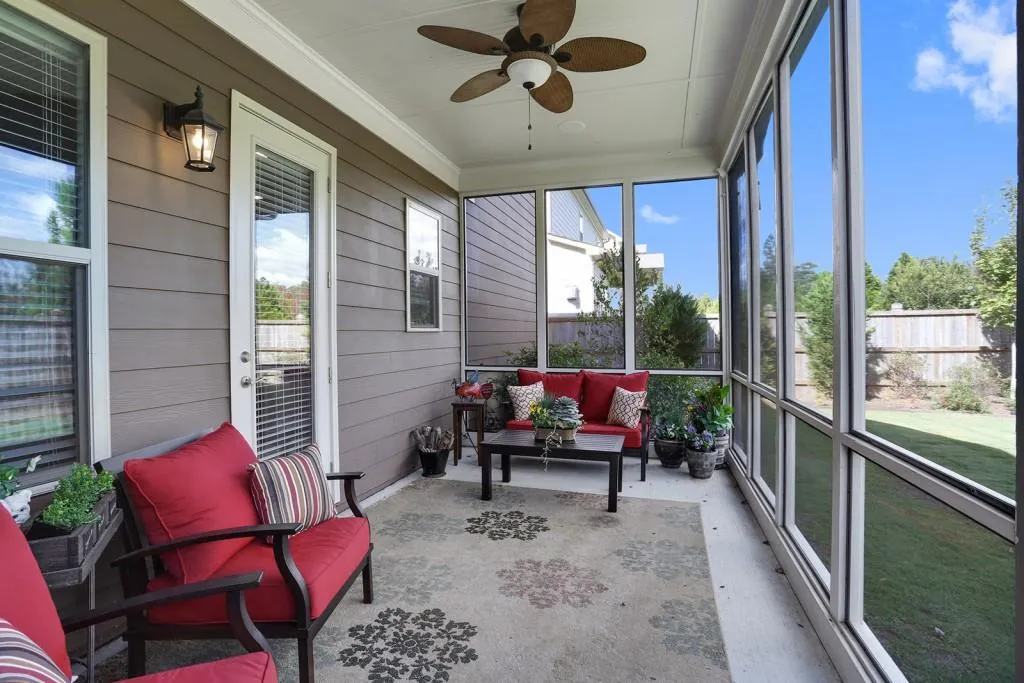 105 Austin Drive, Sandy Springs, Georgia 30328, 5 Bedrooms Bedrooms, ,4 BathroomsBathrooms,Residential,Sold,105 Austin Drive,5997170