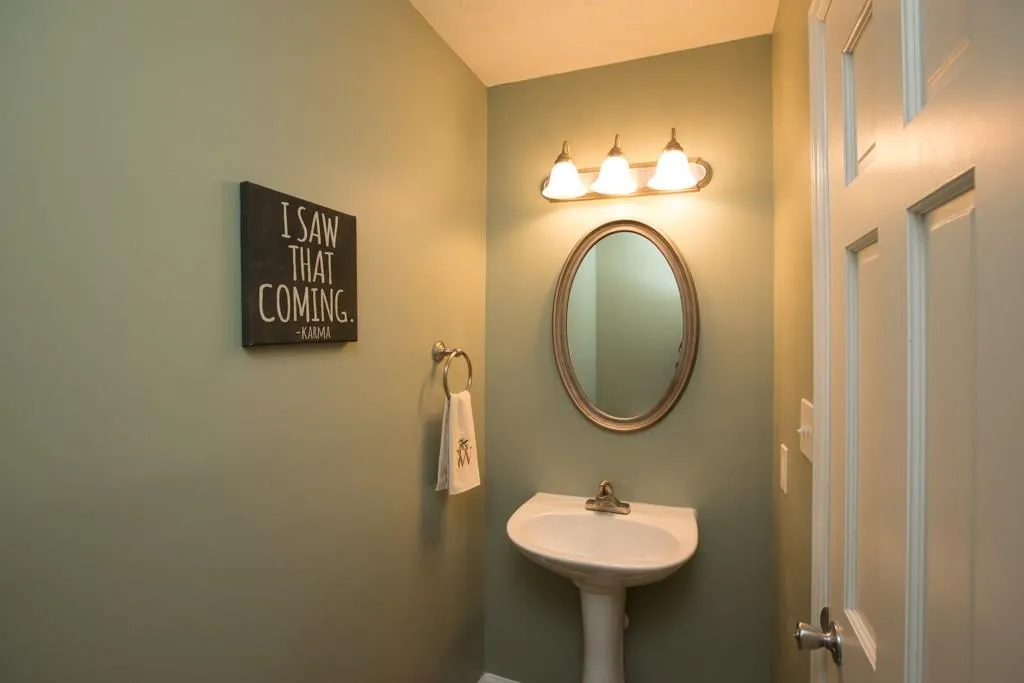 165 N River Drive Unit E, Sandy Springs, Georgia 30350, 2 Bedrooms Bedrooms, ,2 BathroomsBathrooms,Residential,Sold,165 N River Drive Unit E,5685496