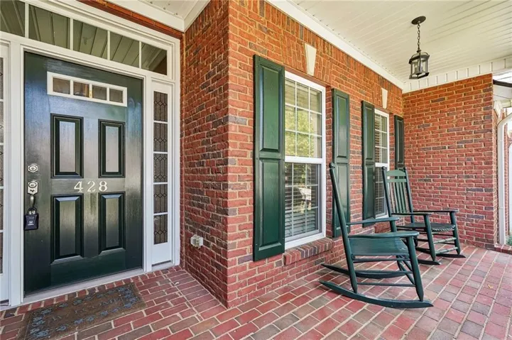 428 Brookes Walk, Woodstock, Georgia 30188