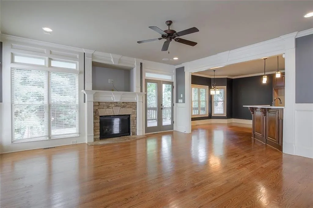 7981 Magnolia Square, Atlanta, Georgia 30350, 4 Bedrooms Bedrooms, ,3 BathroomsBathrooms,Residential,Sold,7981 Magnolia Square,6897095