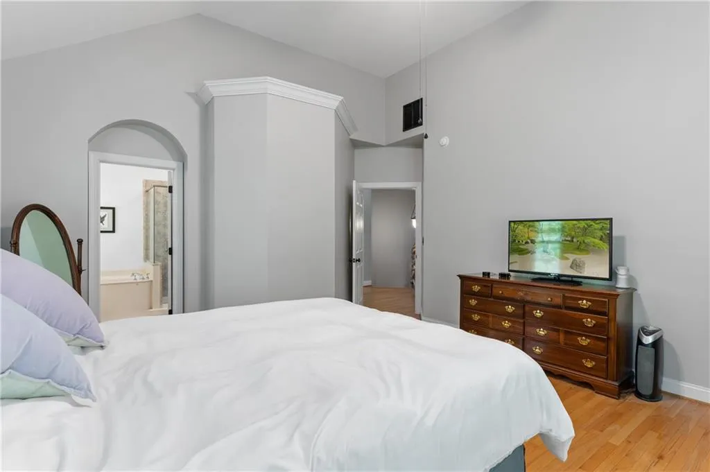 331 Carpenter Drive Unit 1, Sandy Springs, Georgia 30328, 2 Bedrooms Bedrooms, ,2 BathroomsBathrooms,Residential,Sold,331 Carpenter Drive Unit 1,7117467