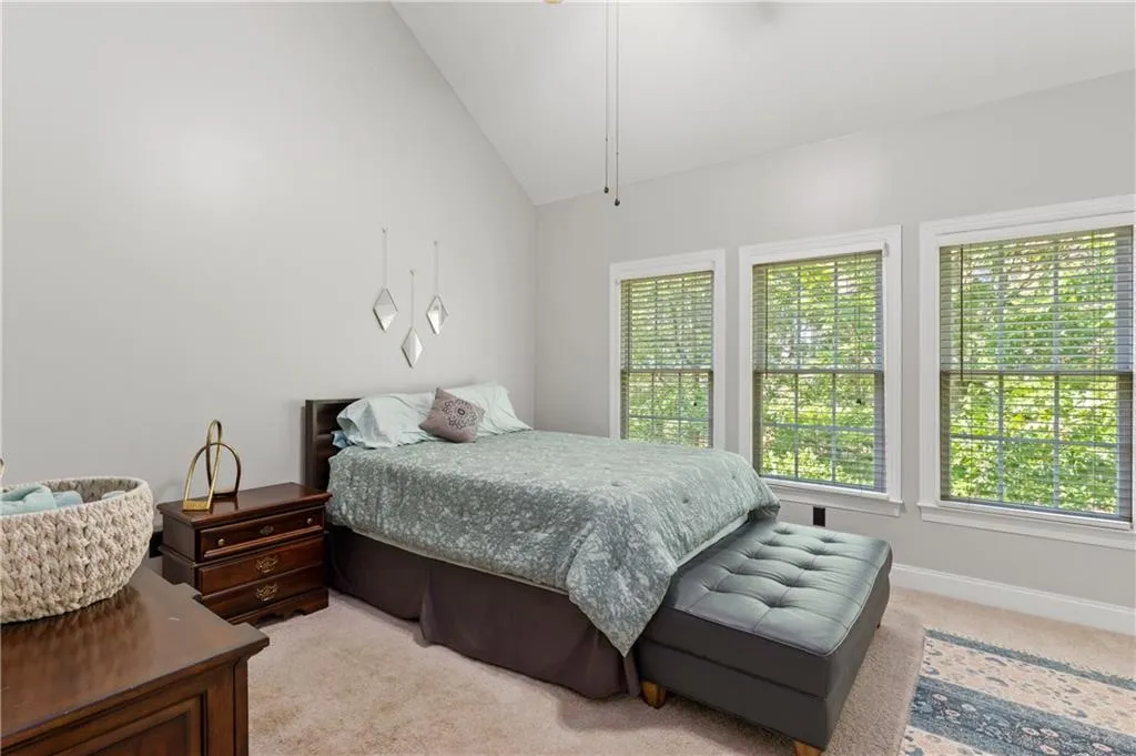 331 Carpenter Drive Unit 1, Sandy Springs, Georgia 30328, 2 Bedrooms Bedrooms, ,2 BathroomsBathrooms,Residential,Sold,331 Carpenter Drive Unit 1,7117467