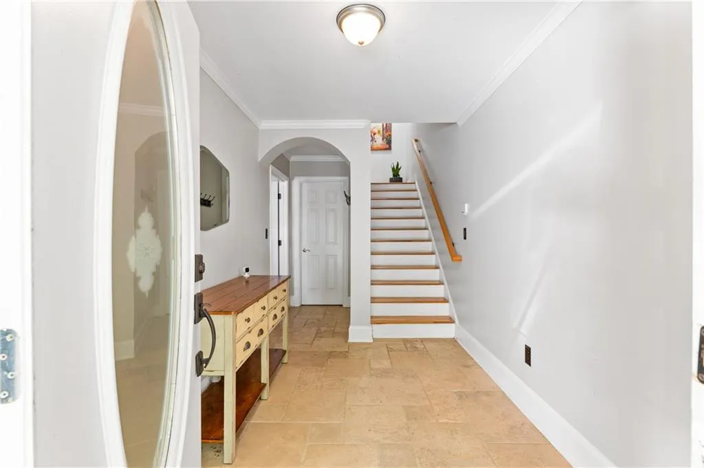 331 Carpenter Drive Unit 1, Sandy Springs, Georgia 30328, 2 Bedrooms Bedrooms, ,2 BathroomsBathrooms,Residential,Sold,331 Carpenter Drive Unit 1,7117467