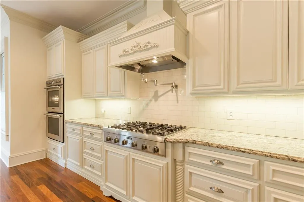 145 Hardeman Road Ne, Atlanta, Georgia 30342, 6 Bedrooms Bedrooms, ,6 BathroomsBathrooms,Residential,Sold,145 Hardeman Road Ne,5653365