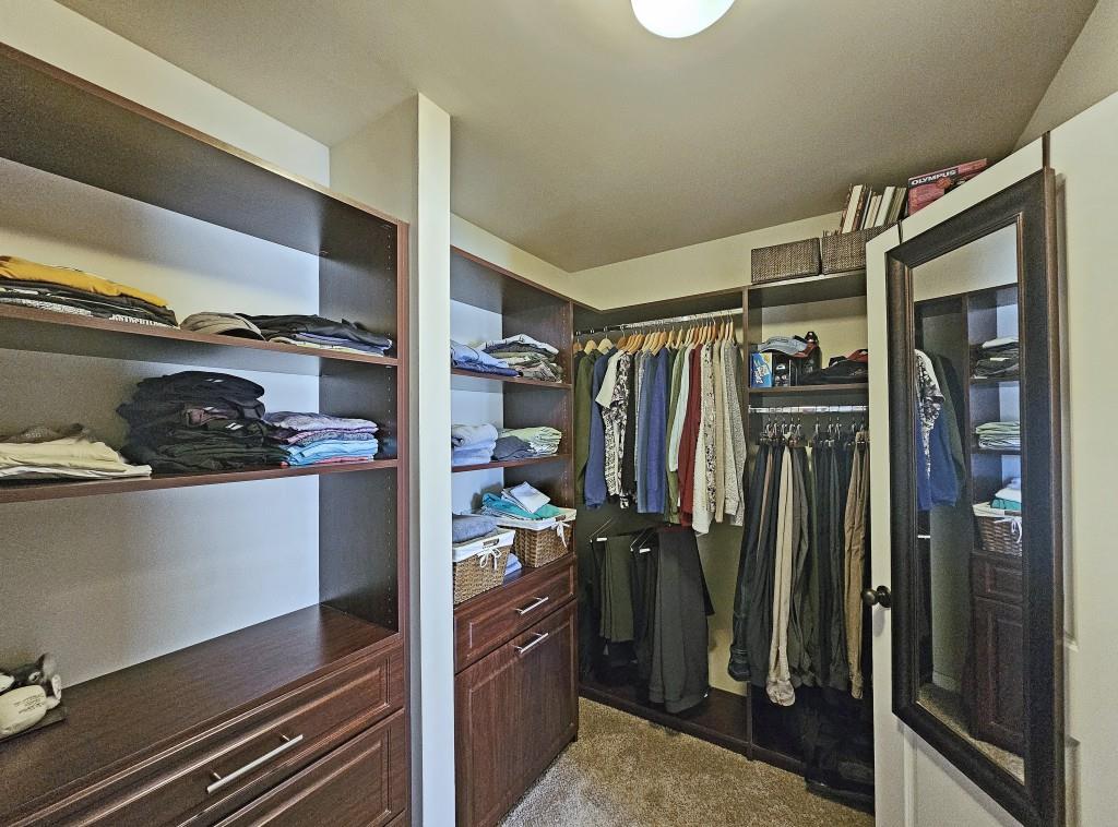 7880 Highland Bluff, Sandy Springs, Georgia 30328, 3 Bedrooms Bedrooms, ,2 BathroomsBathrooms,Residential,Sold,7880 Highland Bluff,7298506