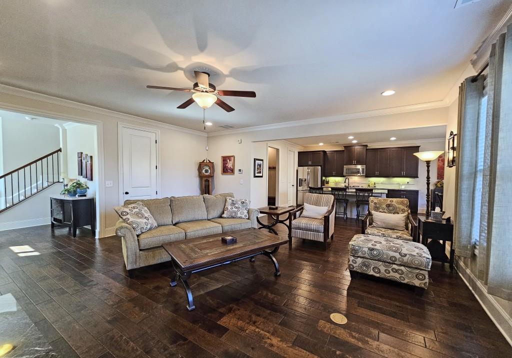 7880 Highland Bluff, Sandy Springs, Georgia 30328, 3 Bedrooms Bedrooms, ,2 BathroomsBathrooms,Residential,Sold,7880 Highland Bluff,7298506