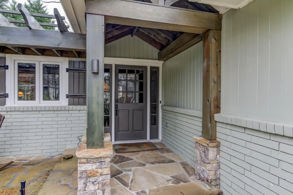 3611 Tanglewood Drive Se, Atlanta, Georgia 30339, 3 Bedrooms Bedrooms, ,2 BathroomsBathrooms,Residential,Sold,3611 Tanglewood Drive Se,5970895