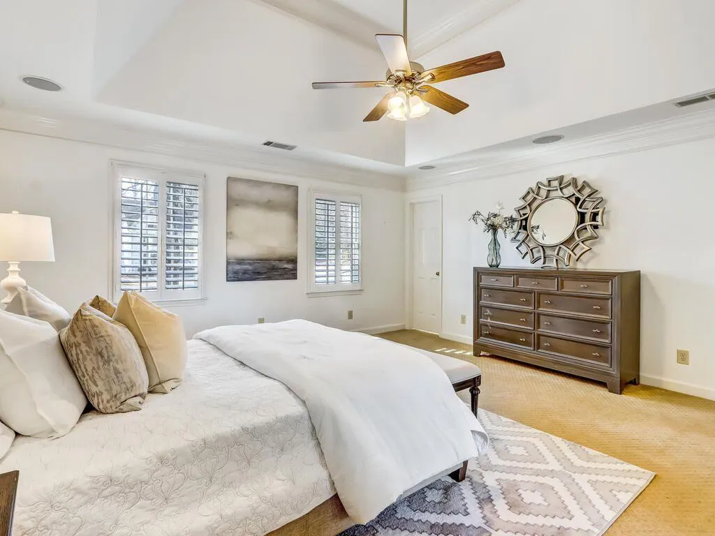 1700 Redbourne Drive, Sandy Springs, Georgia 30350, 4 Bedrooms Bedrooms, ,4 BathroomsBathrooms,Residential,Sold,1700 Redbourne Drive,7180148