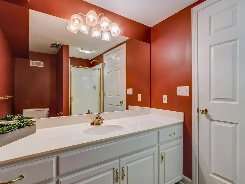 1700 Redbourne Drive, Sandy Springs, Georgia 30350, 4 Bedrooms Bedrooms, ,4 BathroomsBathrooms,Residential,Sold,1700 Redbourne Drive,7180148