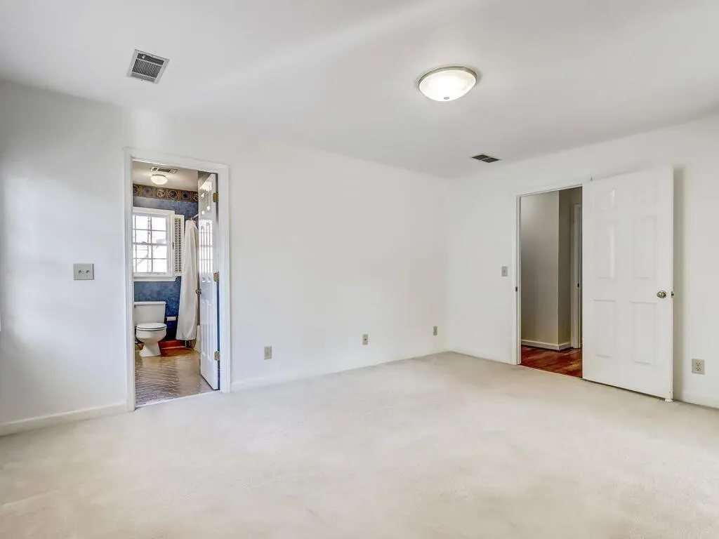 1700 Redbourne Drive, Sandy Springs, Georgia 30350, 4 Bedrooms Bedrooms, ,4 BathroomsBathrooms,Residential,Sold,1700 Redbourne Drive,7180148