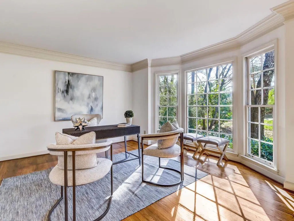 1700 Redbourne Drive, Sandy Springs, Georgia 30350, 4 Bedrooms Bedrooms, ,4 BathroomsBathrooms,Residential,Sold,1700 Redbourne Drive,7180148