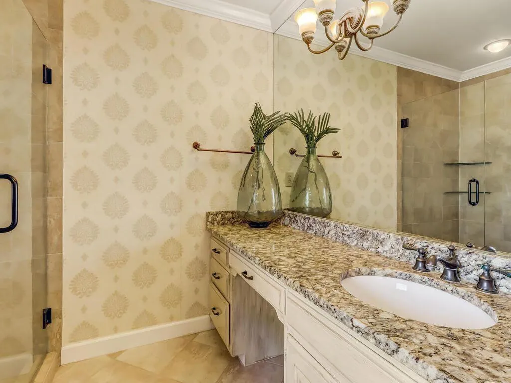 1700 Redbourne Drive, Sandy Springs, Georgia 30350, 4 Bedrooms Bedrooms, ,4 BathroomsBathrooms,Residential,Sold,1700 Redbourne Drive,7180148